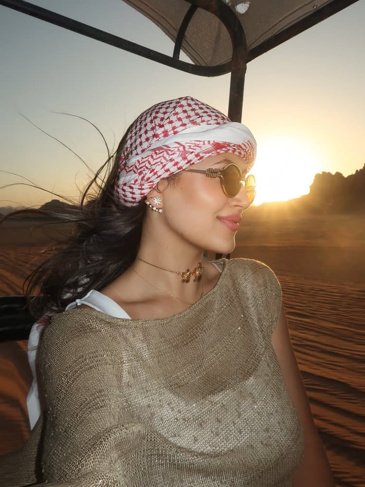 Leen AlSaidie wearing a bbrose evening look